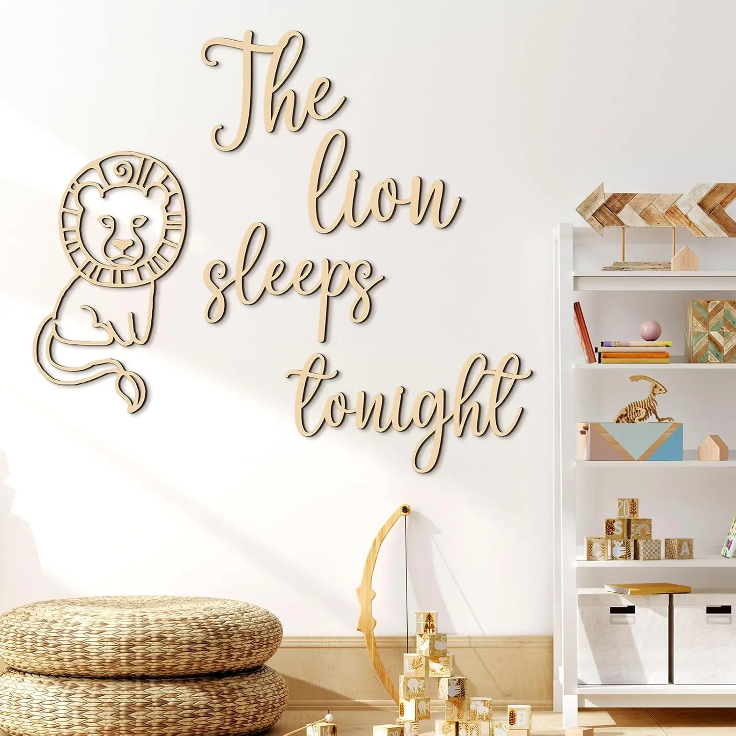 The Lion Sleeps Tonight Wooden - Baby Nursery Animal Theme recension och pris